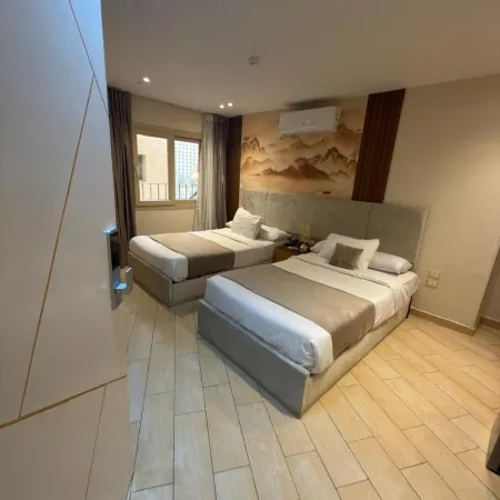 Lotus Hotel Tahrir Sq