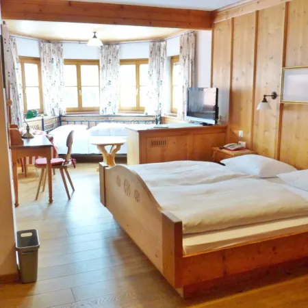 Gasthof Hotel Doktorwirt Отели рядом с достопримечательностью «Театр «Аффронт»»