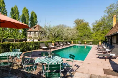 Hotel Restaurant de l'Illwald Hotel dekat Chapelle Saint Quirin