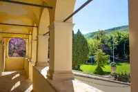 Villa Pardi Hotels in Turrivalignani