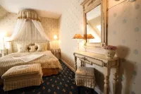 Sauntehus Castle Hotel