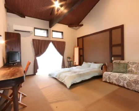 Sunny Spot Hotels in Minamitane