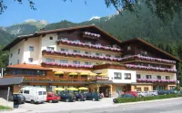 Alpenhotel Edelweiss Hotels in Schwaz