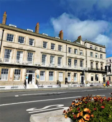 The Jubilee Hotel East - with NEWLY REFURBISHED SPA FACILITIES - GAMESPIT - AND SMOKEHOUSE Hotels in Weymouth