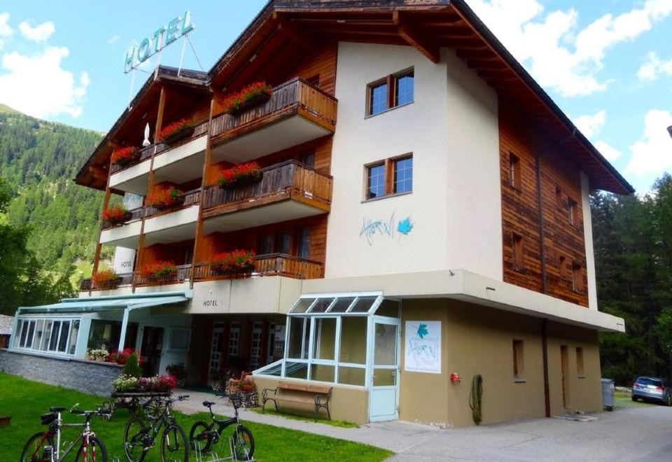 hotel overview picture