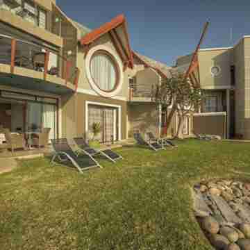 Beach Lodge Hotel Exterior