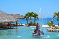 Hotel Palmas de Cortez - Infinity Pools