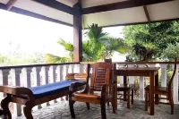 Rainbow Bay Beach & Dive Resort