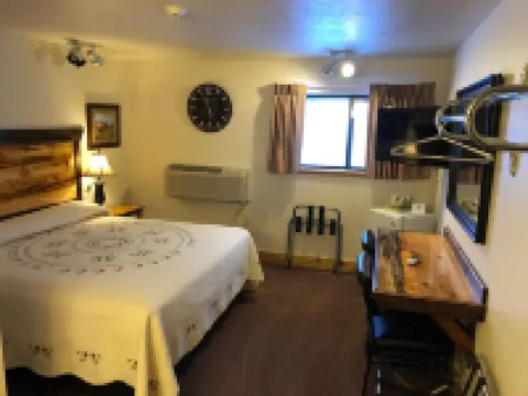 Yellowstone Village Inn and Suites Hotels in Gardiner