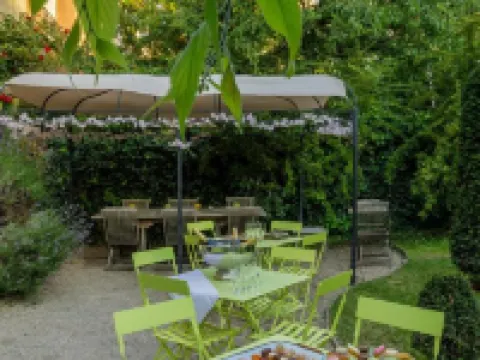 ロテル パルティキュリエ アニエール・シュル・セーヌのホテル