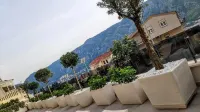 Casa Nuova Hotels in Dobrota
