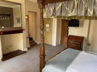 Manor Hotel by Greene King Inns Hotels in Odcombe