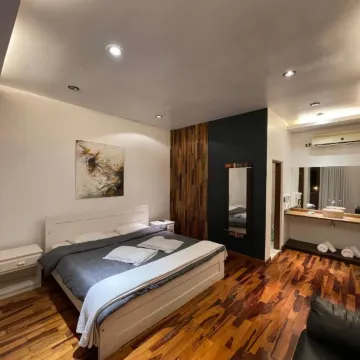 Wilderness Home Jibhi - Housity