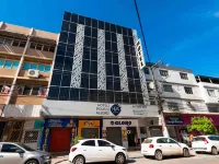 Hotel Pouso Alegre Hotels near Vale Museum