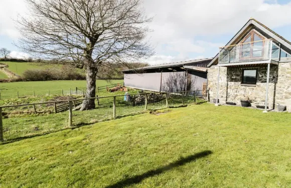 泰迪耶恩伊薩酒店