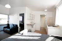 Spanish Lady Motel  호텔