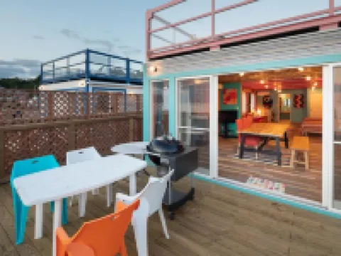 Glamping Fukuoka Hoteles en Fukutsu