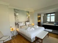 Erawan Boutique Hotel Hotels in Evreux