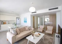 Irina Residence by HolidayKeys - Bintang 3