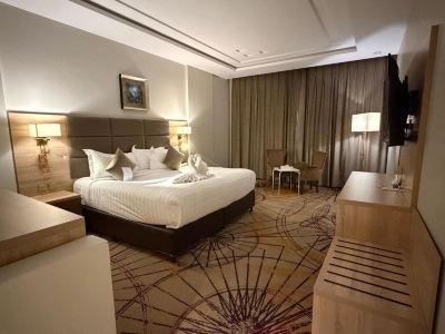 Seven Garden's Hotel