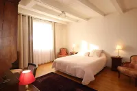 Le Clos Marie Hotels in Brenod