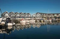 Hotel Marina Hotels near Ulla Lundsgart - Djursland
