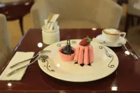 亞的斯藍寶石飯店 - 早餐