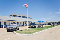 Dolphin Oceanfront Motel - Nags Head - Motels