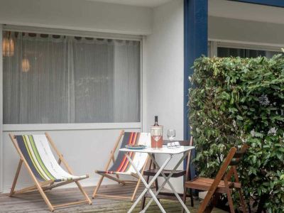 Bayonne et Anglet à Pied - Terrasse Bois Privative
