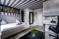 SL'Otel Budget Hotels near Anhalt University of Applied Sciences