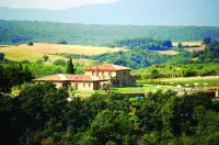 Agriturismo Poggio Al Tufo Hôtels à : Canino