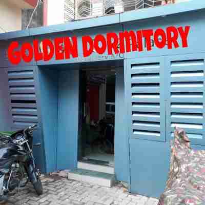 Golden Dormitory Hotel Exterior