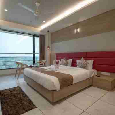 HOTEL SILVERA GRAND Rooms