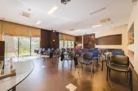 Hotel & Apartments Hec Residence Hotels in Przno
