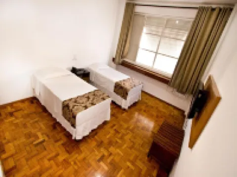 Turrance White Hotel