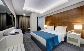The Menord Hotel