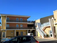 هوتل أرياني فنادق في Istres