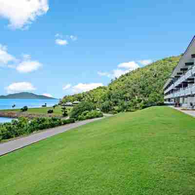 The Elite F208 by HamoRent on Hamilton Island Others