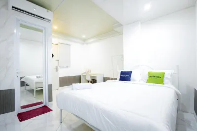 Urbanview Hotel Kota Tua Jakarta Hotels in West Jakarta City