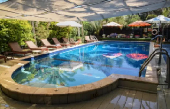 Beit Ram Sherf Hotels in Moshav Ramot