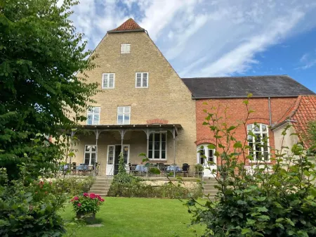 Brødremenighedens Hotel Отели в г. Колдинг