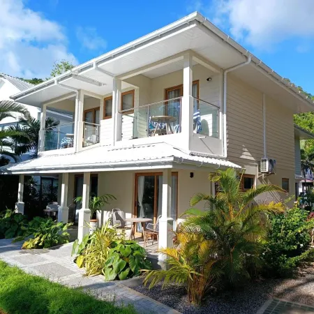 Crown Beach Hotel Seychelles