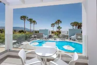 อพอลลอน วินด์มิลล์ โฮเทล - ที่มีสระว่ายน้ำ