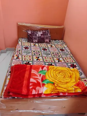 Geeta Teerth Guest House AC and Non AC Rooms