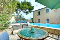 Logis Hôtel la Bastide d'Entraigues Hotel a Entraigues-Sur-La-Sorgue