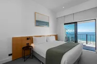 Pacific Hotel Yamba - Balcony