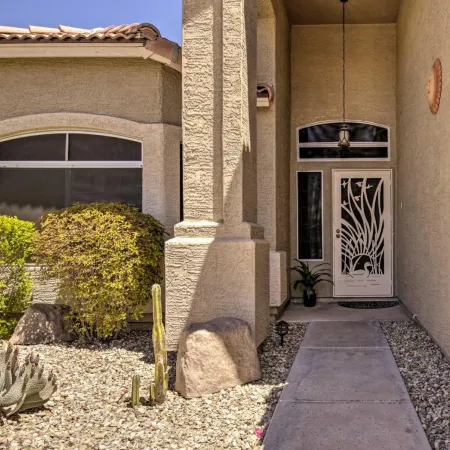 Boat Dock, Game Room! Lakefront Glendale Getaway