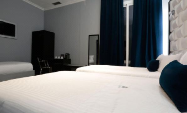 Amra Barcelona Gran Via