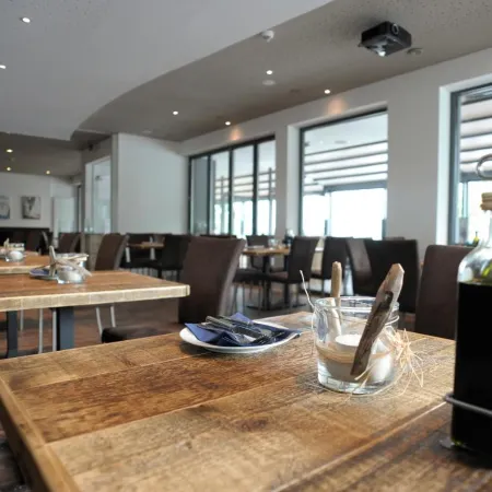 Acqua Strande Yachthotel & Restaurant