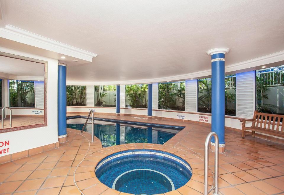 Burleigh Mediterranean Beachfront ResortOver view